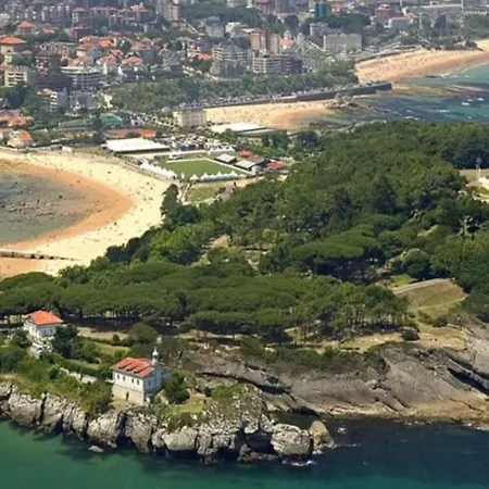 Con Estilo En El Centro -stylish In The Center